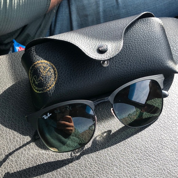 Ray Bans - Picture 2 of 4